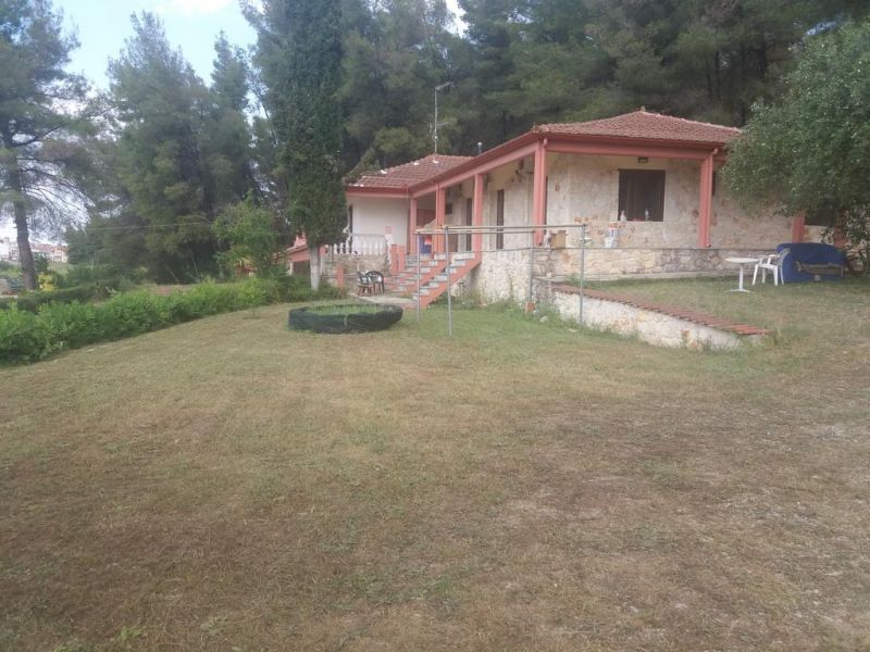 BELL AIR HOUSES