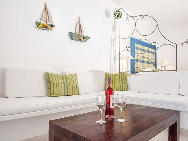 BELVEDERE GERAKAS LUXURY SUITES фото 7