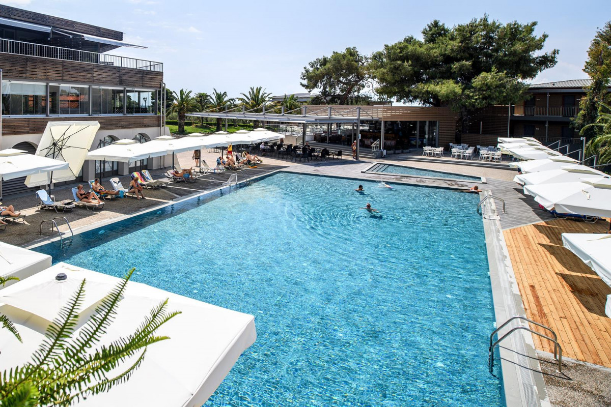 BLUE DOLPHIN HOTEL фото 4