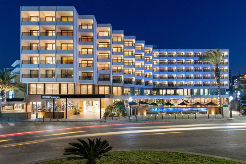 BLUE SKY CITY BEACH HOTEL
