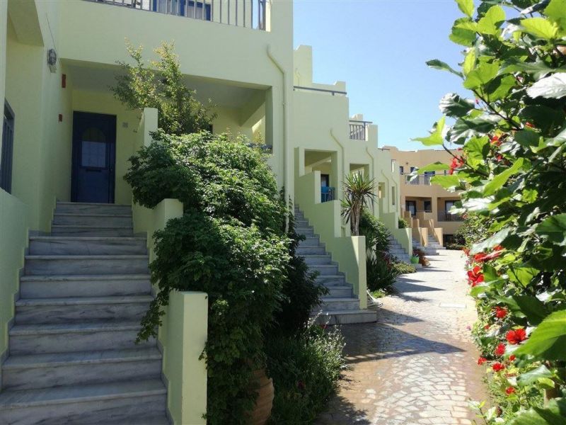 BLUE SKY BEACH HOTEL фото 2
