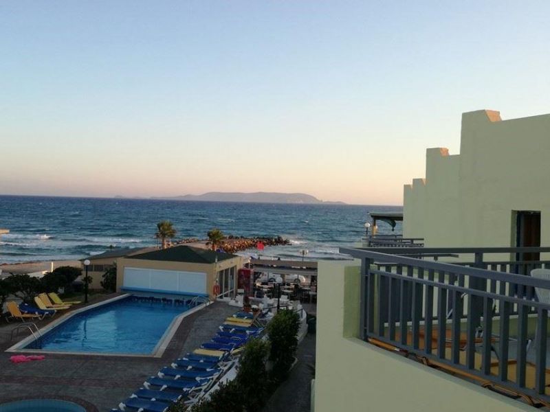 BLUE SKY BEACH HOTEL фото 6