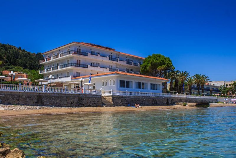 CHRYSSI AKTI & PARADISE BEACH