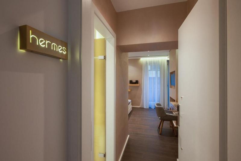 CONSOLATO BOUTIQUE фото 5