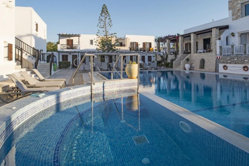 CONTARATOS BEACH фото 2