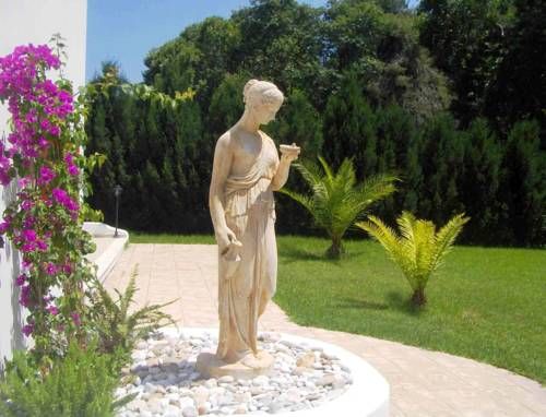 DRIADES SKIATHOS