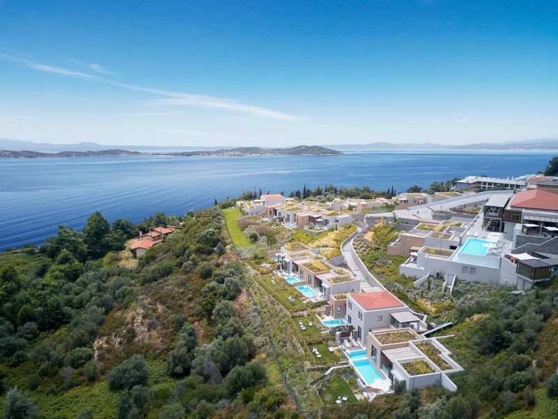 EAGLES VILLAS