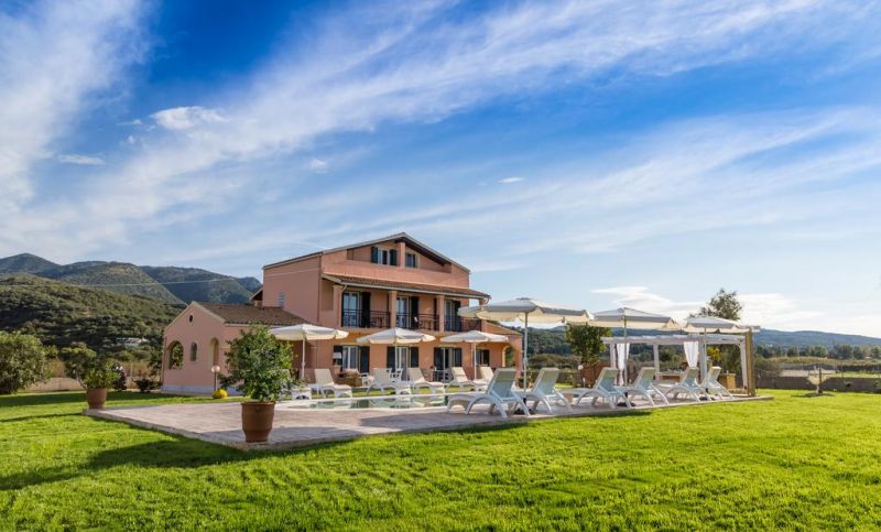 ELENI LUXURY VILLA CORFU фото 3
