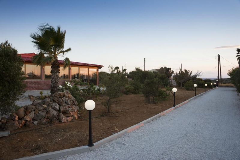 ELIA STAVROS VILLAS