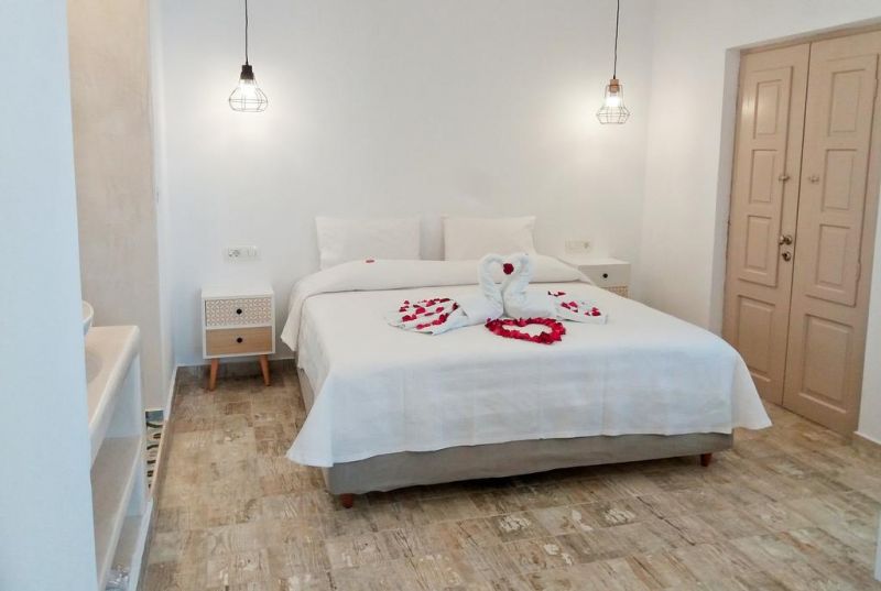 ENPLO BOUTIQUE SUITES фото 4