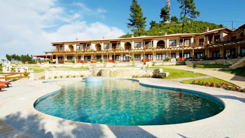 AKRITAS EF ZIN VILLAS & SUITES