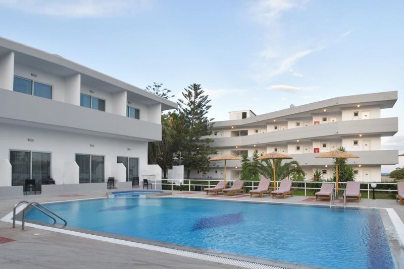 EVITA BAY HOTEL