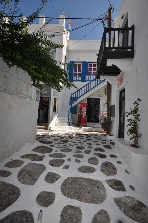 FOURNAKIA PENSION