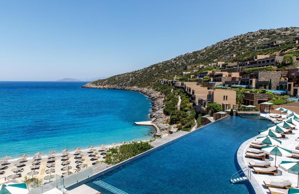 DAIOS COVE LUXURY RESORT & VILLAS