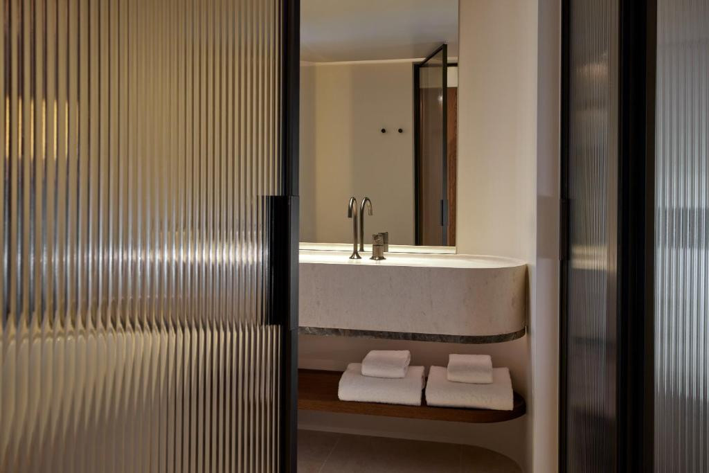 DAIOS COVE LUXURY RESORT & VILLAS фото 8