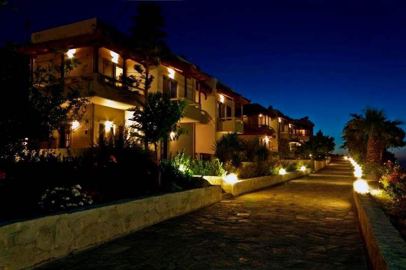 HAPPY CRETAN SUITES & APT