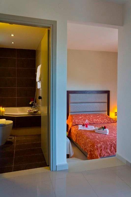 HAPPY CRETAN SUITES & APT фото 7