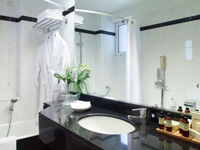 HOLIDAY INN THESSALONIKI HOTEL фото 2