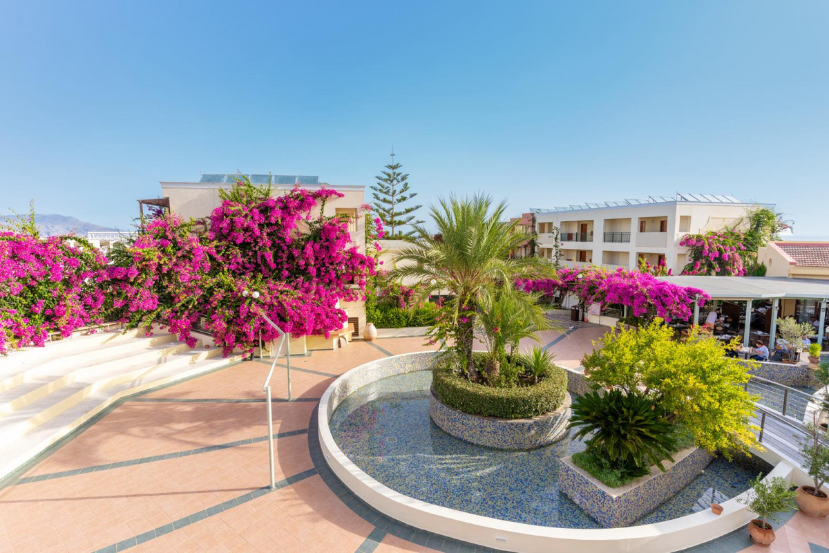 HYDRAMIS PALACE BEACH RESORT фото 4