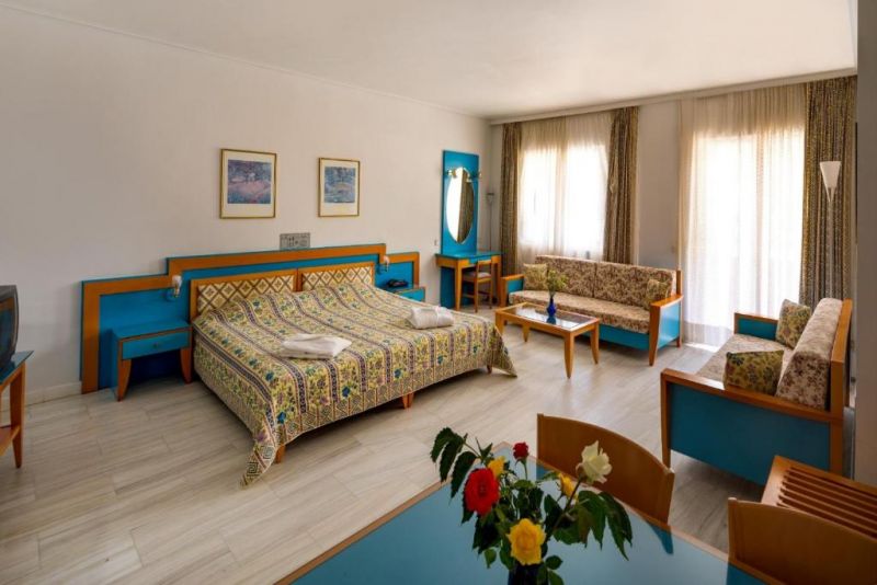 ILIANTHOS VILLAGE APT фото 5