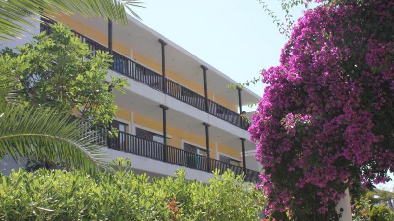 IOLI VILLAGE HOTEL APARTMENTS фото 3