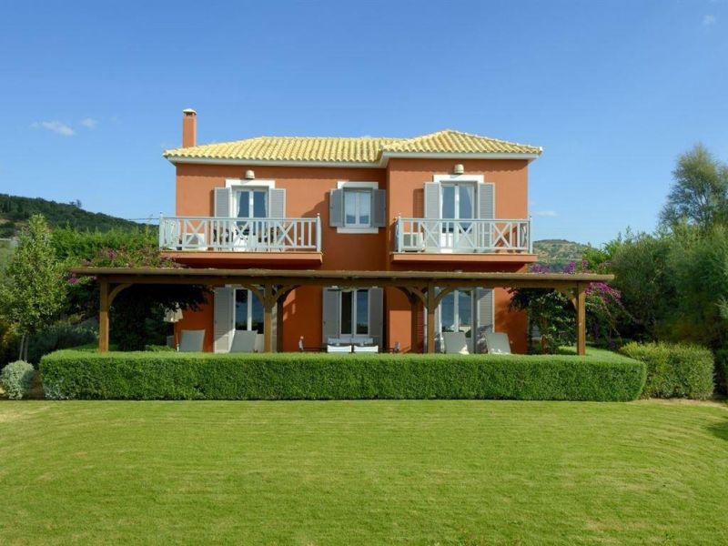 IOLIS VILLAS GIALOVA