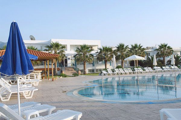 IRINA BEACH фото 3