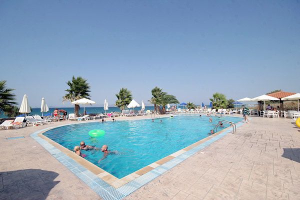 IRINA BEACH фото 6