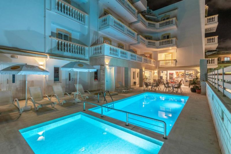 IRINI APARTMENTS фото 2