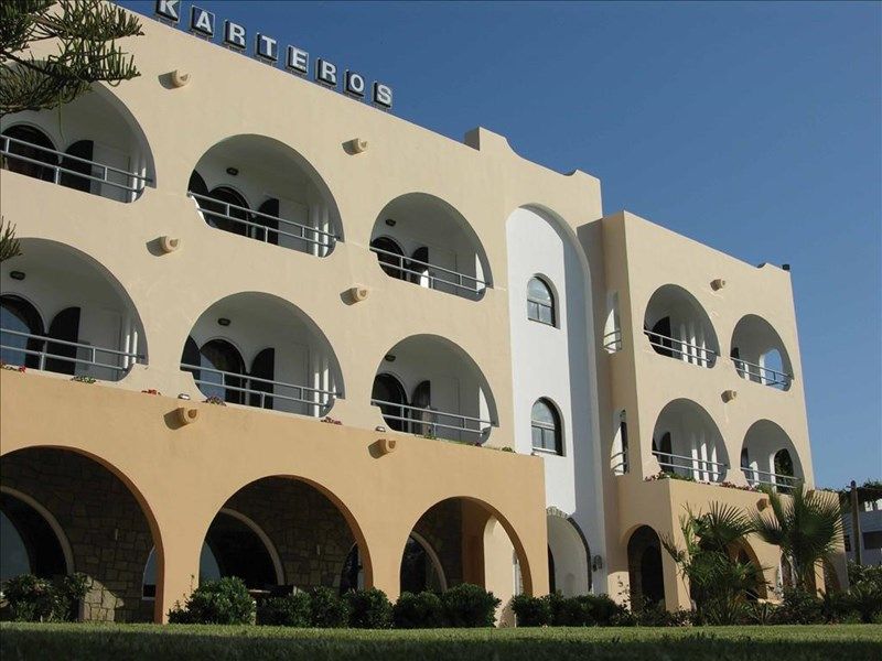 KARTEROS HOTEL
