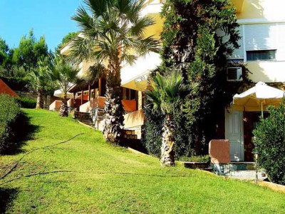 KELYFOS BUNGALOWS & SUITES