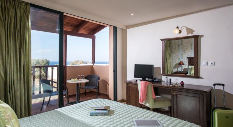KOUTRAKIS SUITES фото 5