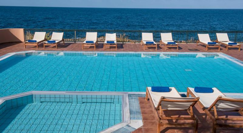 KOUTRAKIS SUITES фото 7