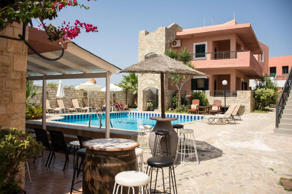 KRI KRI VILLAGE HOLIDAY APT фото 7