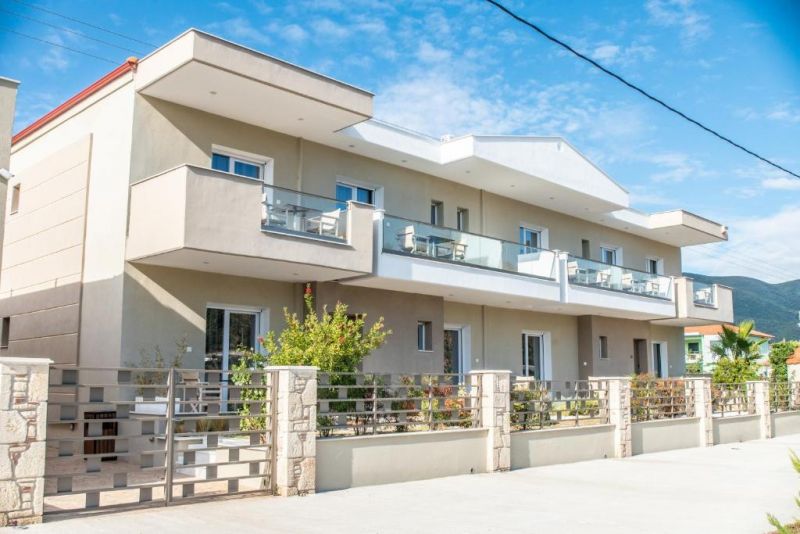 LAGARIA LUXURY ROOMS & APARTMENTS