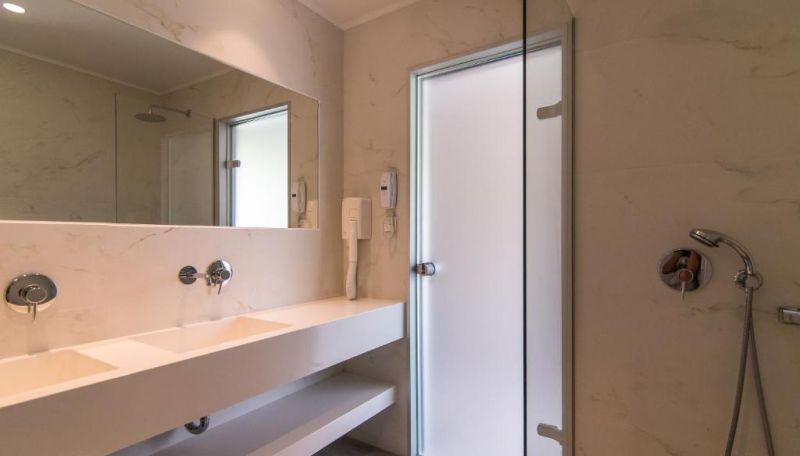 LAGOMANDRA BEACH & SUITES фото 7