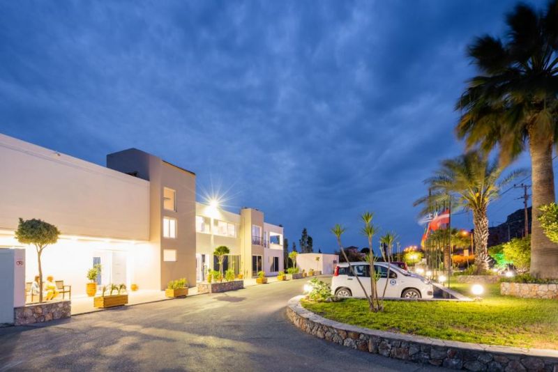 LARDOS BAY фото 8