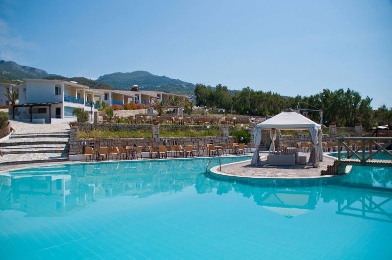 LASSION GOLDEN BAY
