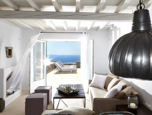LIGHTS OF MYKONOS