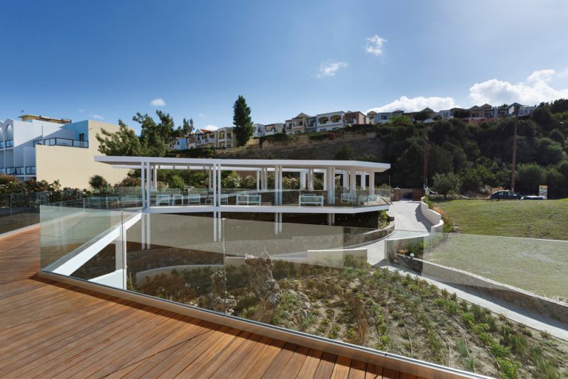 LINDOS IMPERIAL EXECUTIVE SUITES фото 5