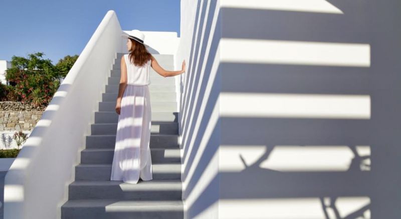 LIVIN MYKONOS BOUTIQUE фото 6