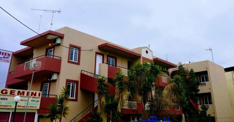 LU ELLEN APARTMENTS