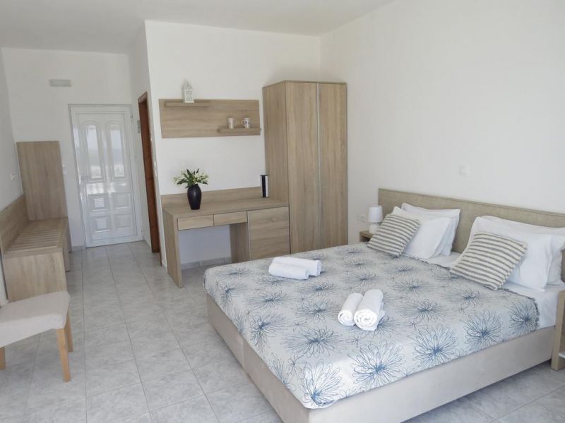 LOUKAS ROOMS фото 6
