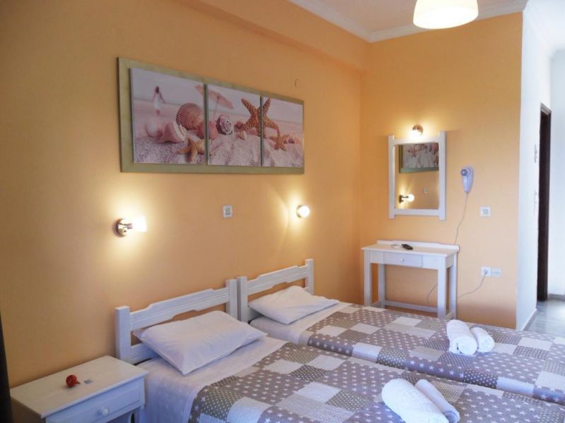 MARILENA APARTMENTS & STUDIOS фото 8
