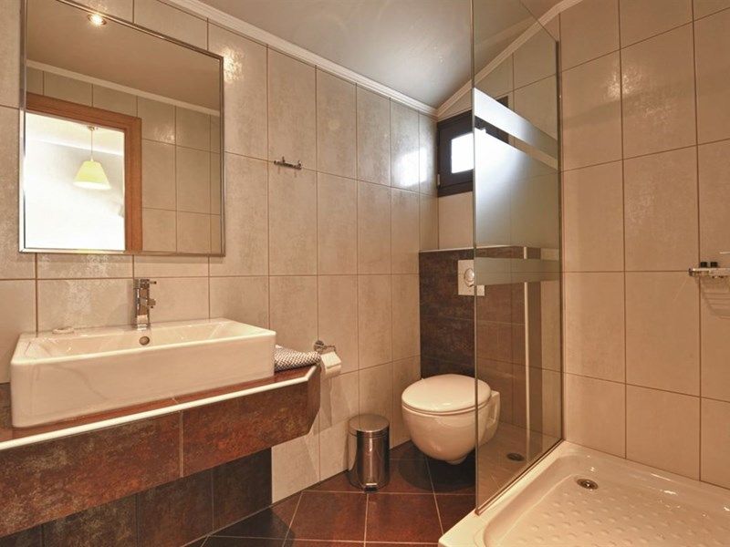 MARYS RESIDENCE SUITES APT фото 2