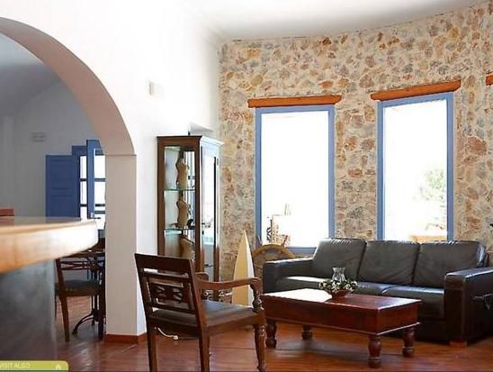 MELTEMI LUXURY SUITES фото 4