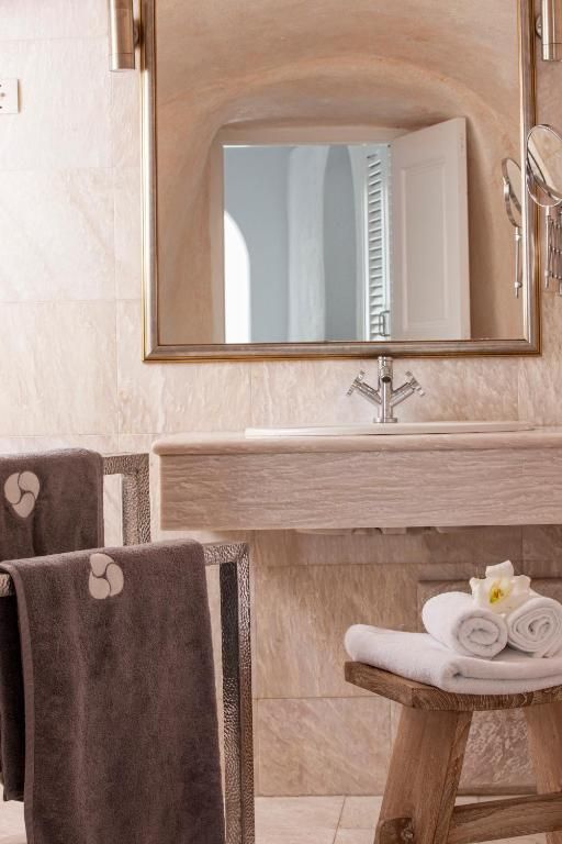 MILL HOUSES ELEGANT SUITES CHIC & COZY фото 7