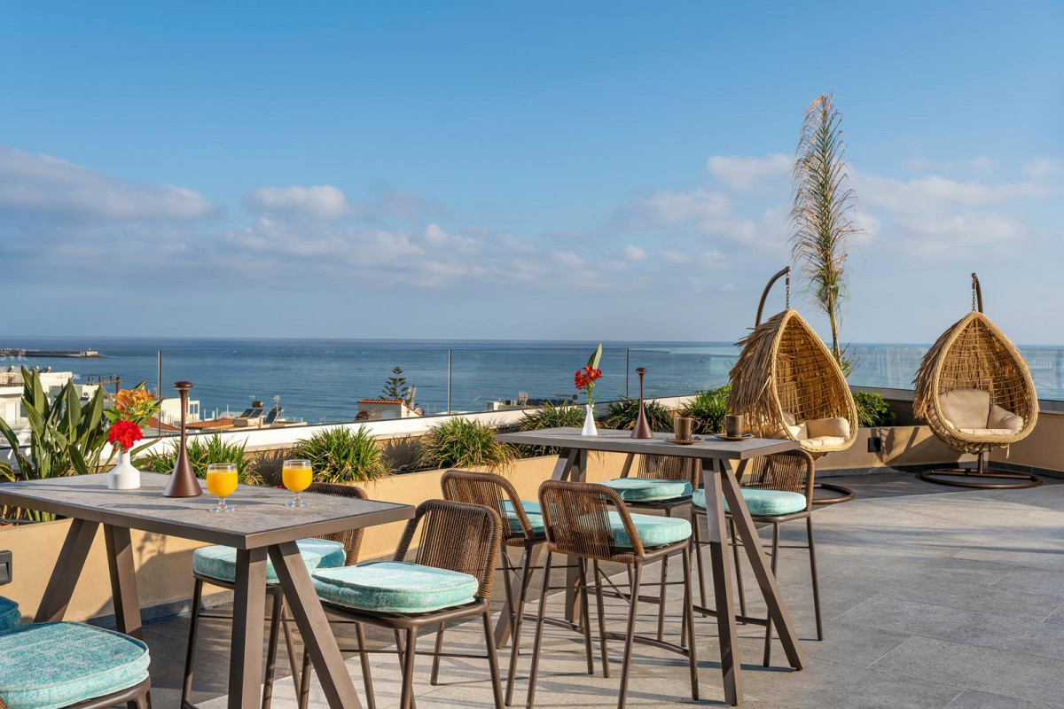 MINOS AMBASSADOR ALL SUITES & SPA фото 6