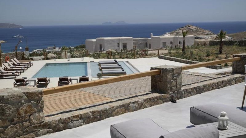 MYCONIAN CROWN SUITES фото 5