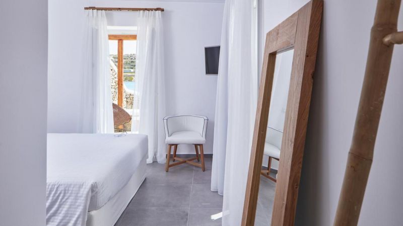 MYKONOS WAVES BEACH HOUSE & SUITES фото 8